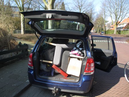 2016-03-13 Plinten, schilderen en tuin